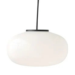 Karl Johan p | opal white