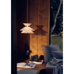 Kiku pendant ⌀35 | white cord
