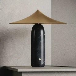 Kine t | matt black and brass