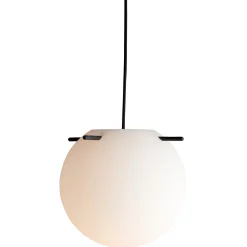 Koi pendant ⌀19-32 | opal white and black
