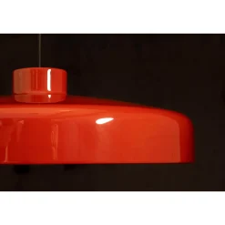 Lacquer pendant medium | black