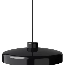Lacquer pendant medium | black