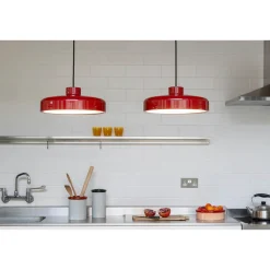 Lacquer pendant small | red