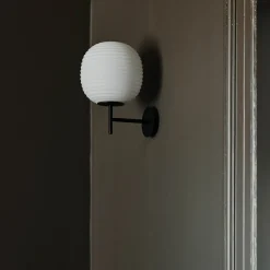 Lantern wall | white