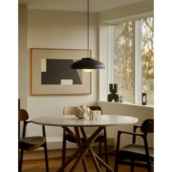Latif pendant ⌀40 | black
