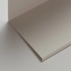 LBM table lamp | clay