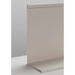 LBM table lamp | clay