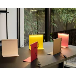 LBM table lamp | clay