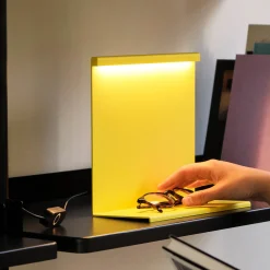 LBM table lamp | clay