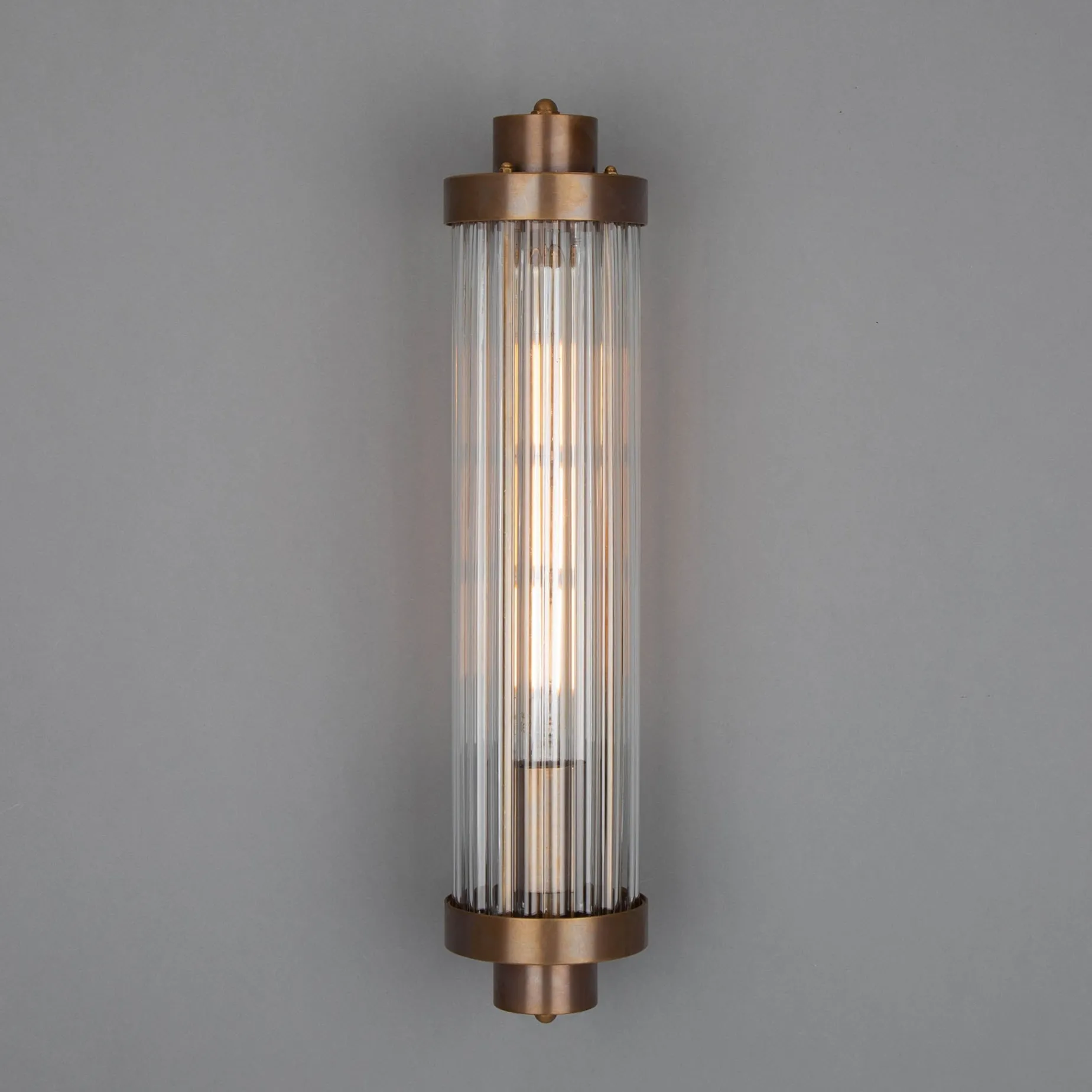Louise wall IP44 | antique brass