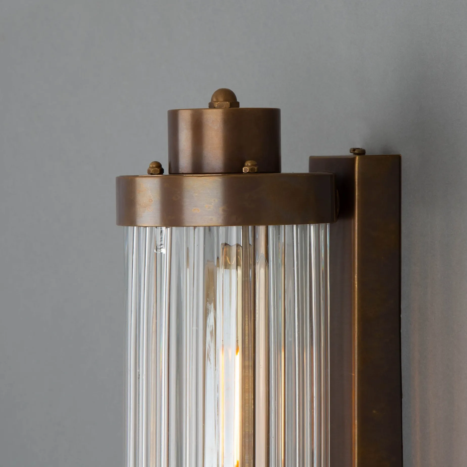 Louise wall IP44 | antique brass