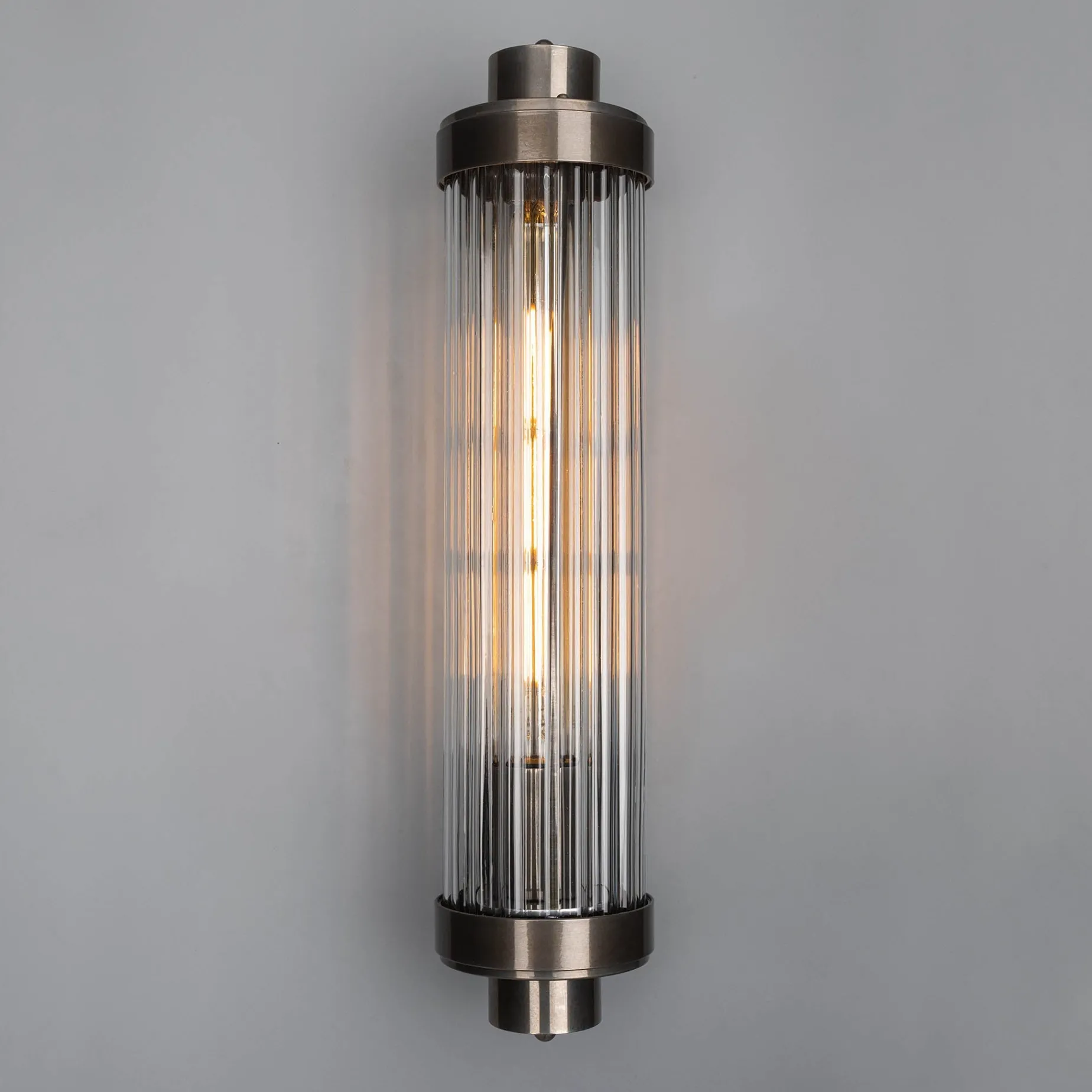 Louise wall IP44 | antique brass