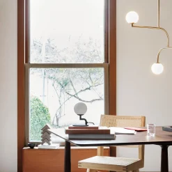 Mobil 18 table lamp | black