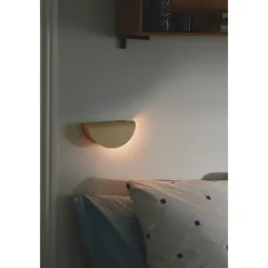 Model 2110 wall | black