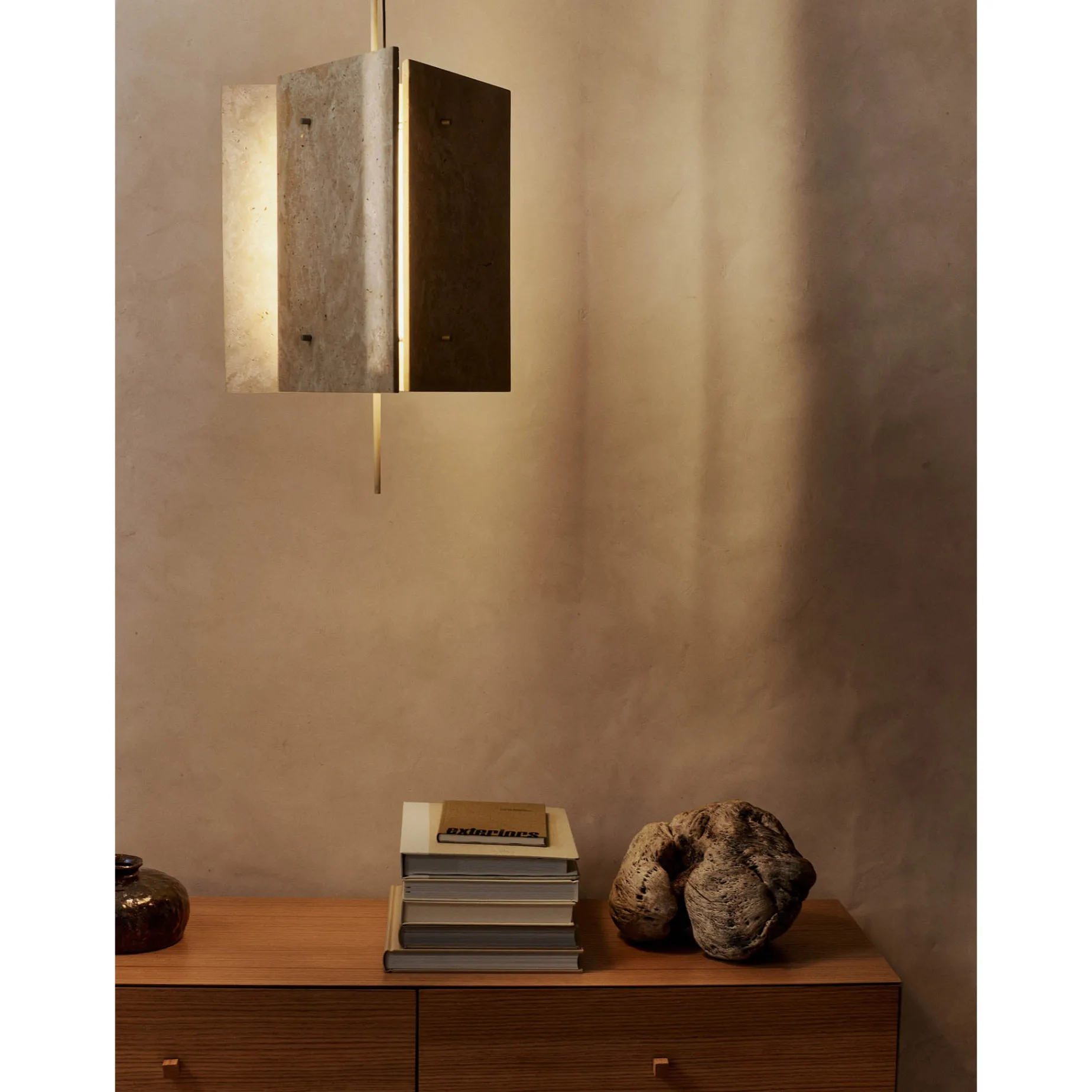Oeste pendant lamp | travertine sand