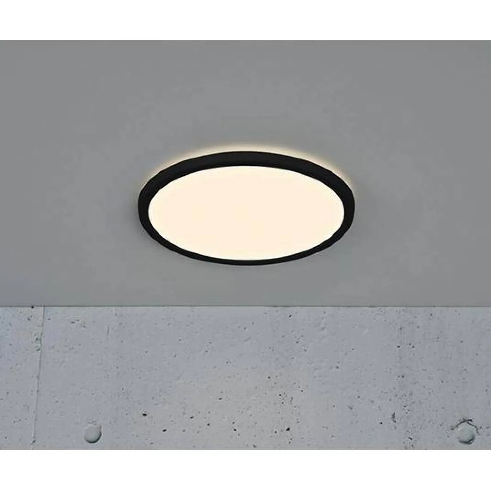 Oja IP | sq 29 black / 3-step
