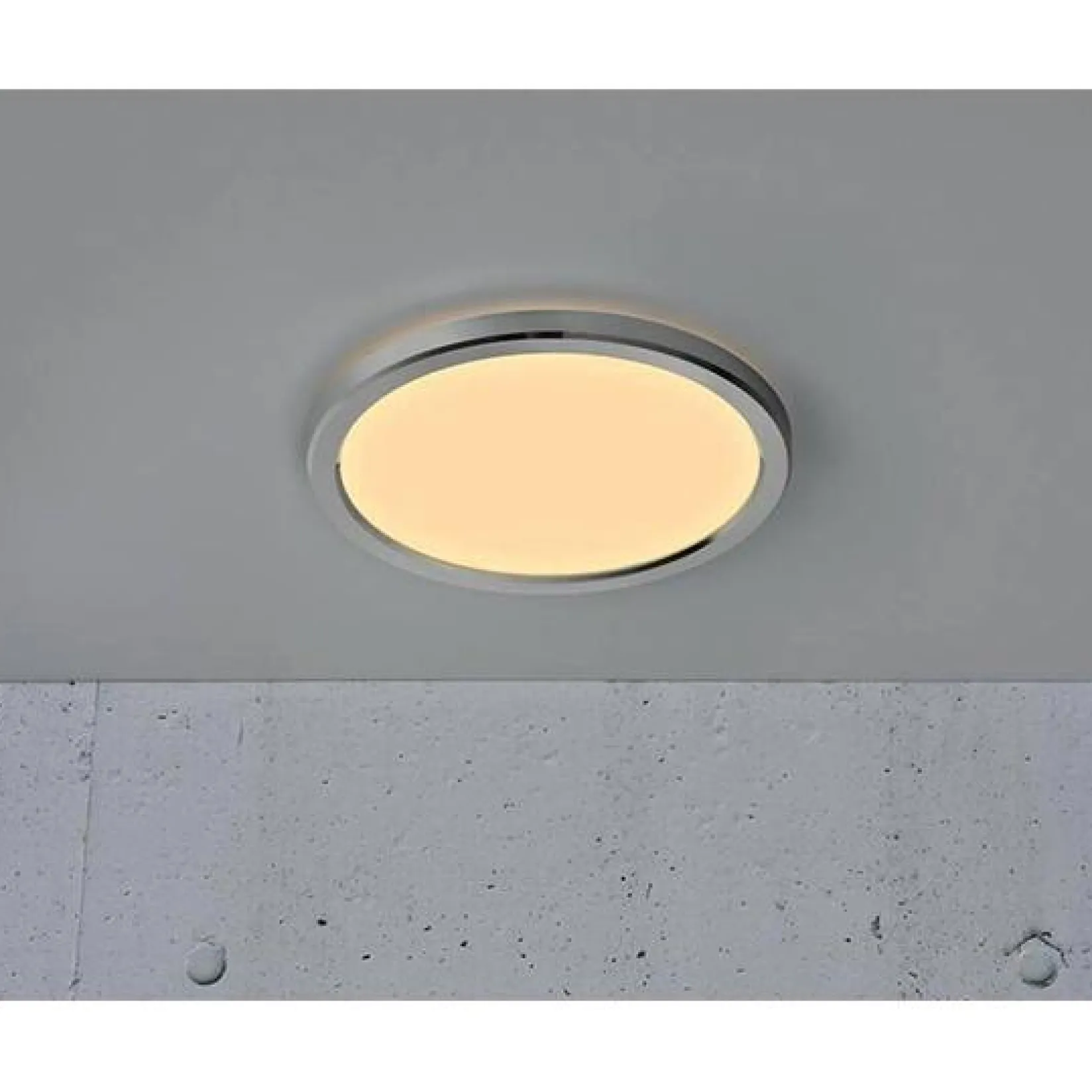 Oja IP | sq 29 white+ / 3-step
