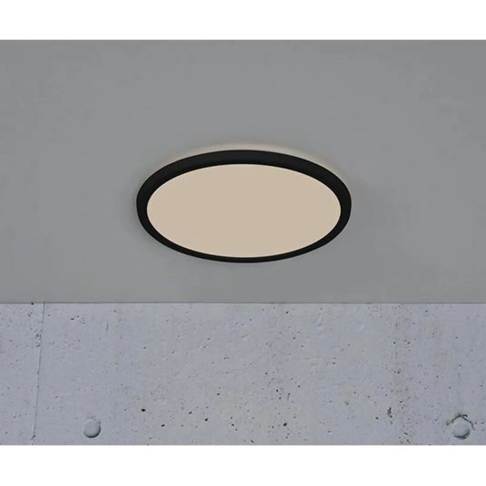 Oja IP | sq 29 white+ / 3-step