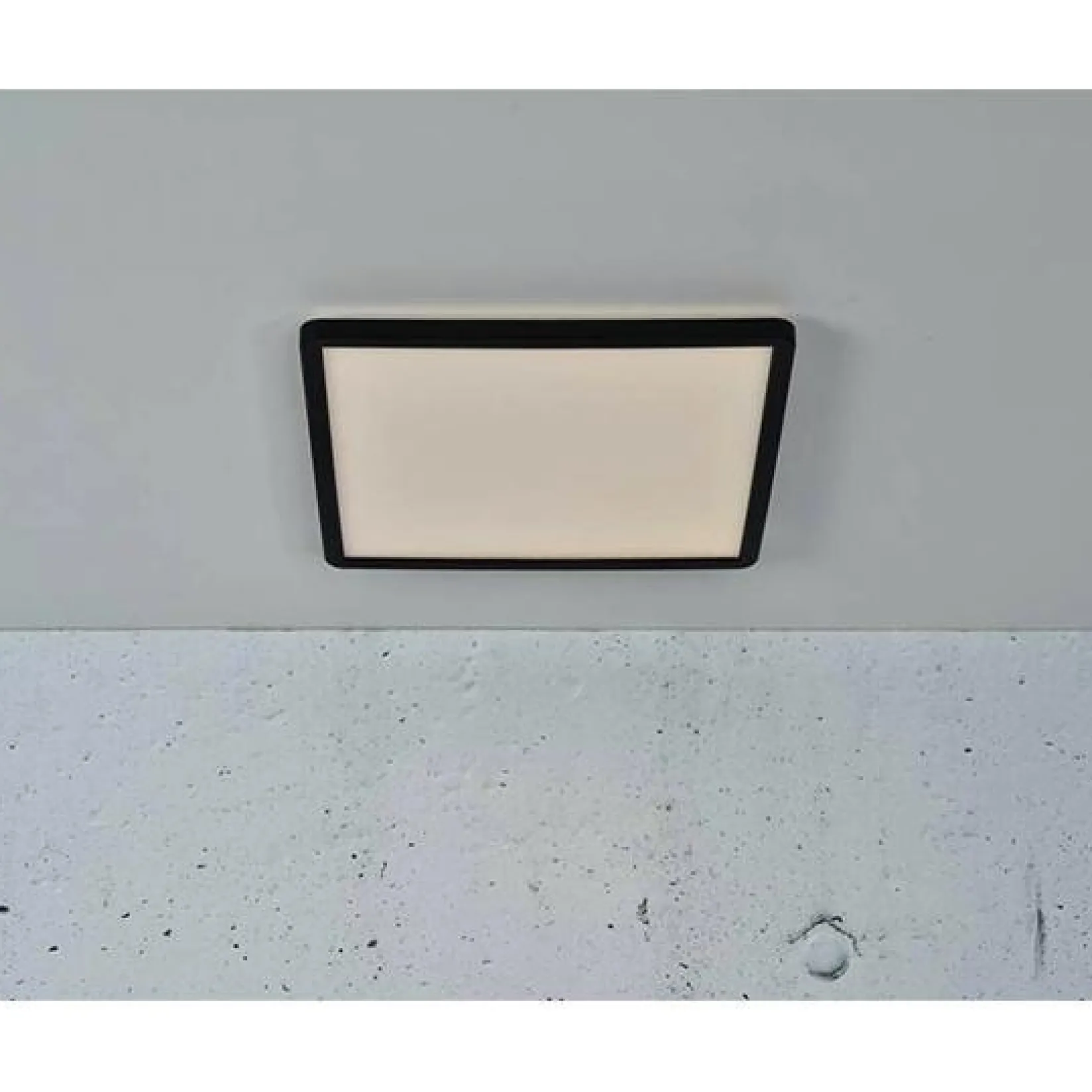 Oja IP | sq 29 white+ / 3-step