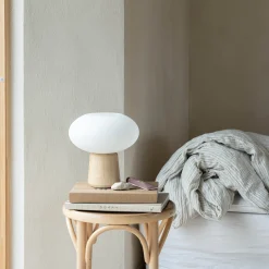 Olivia table | natural wood