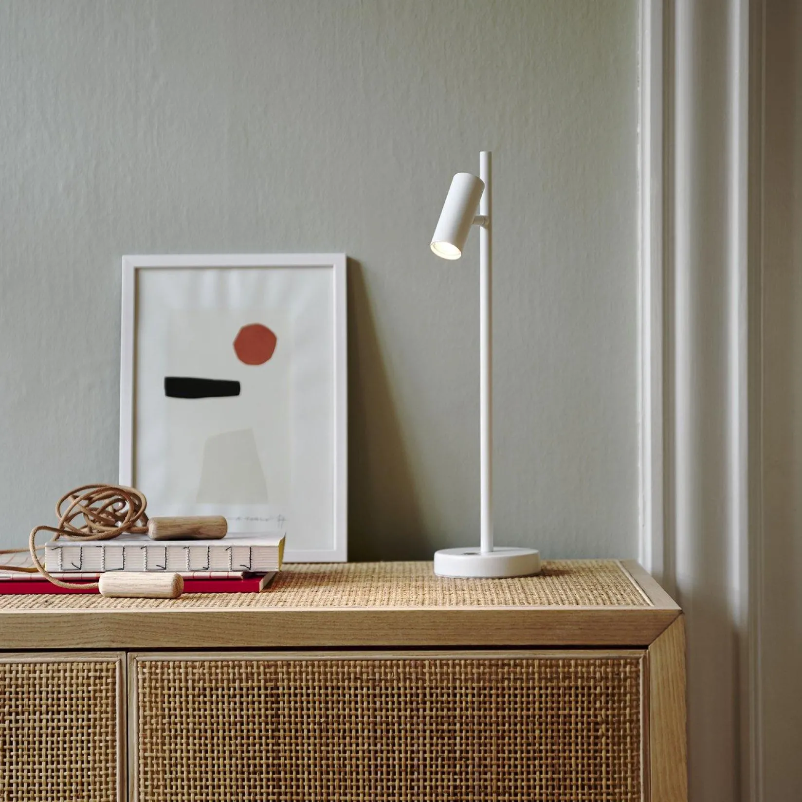 Omari table | black