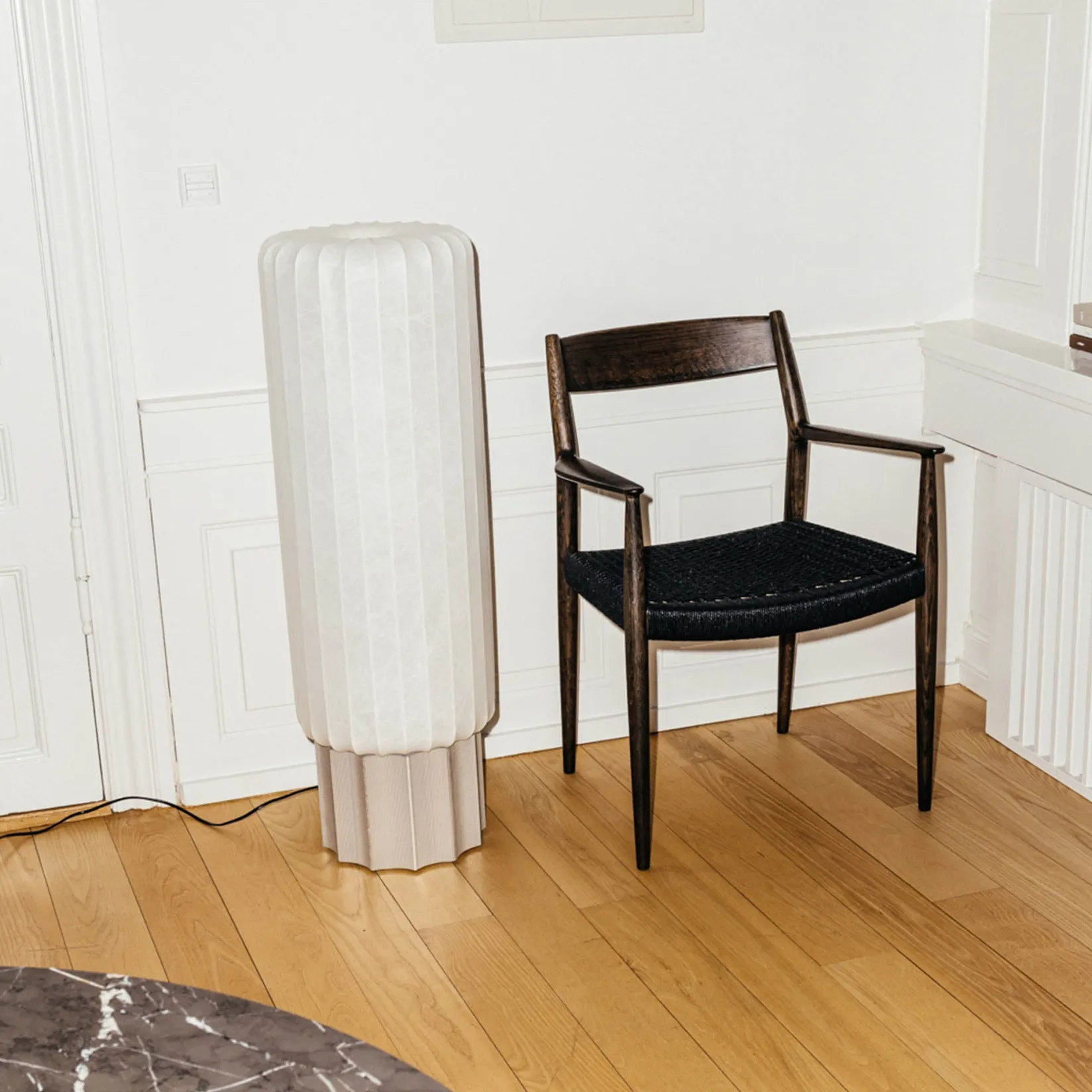 One meter | cocoon and aluminium