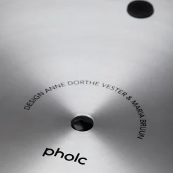 One meter | cocoon and aluminium