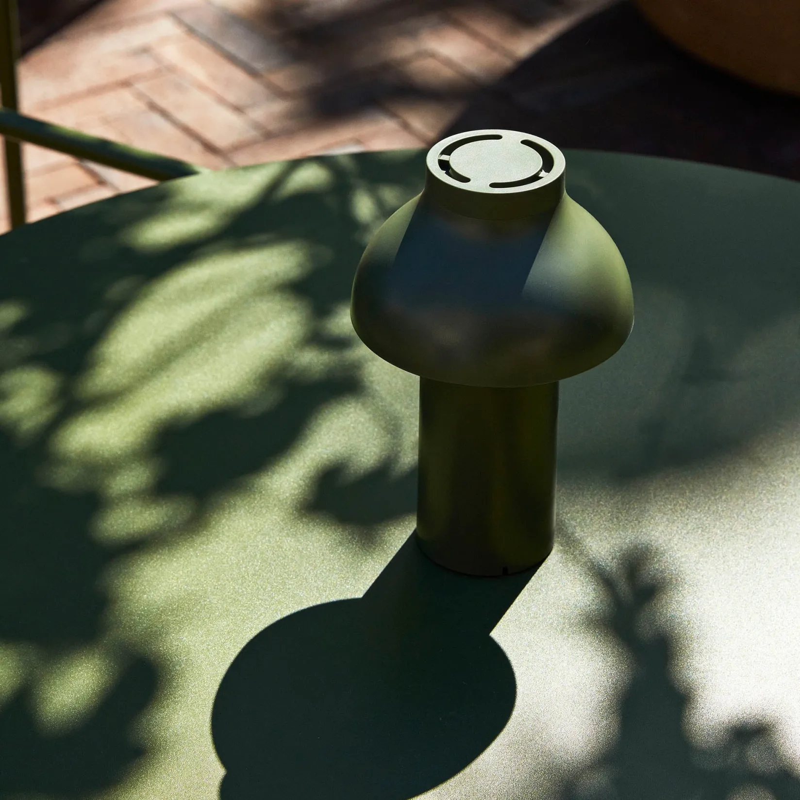 PC portable lamp | fall green