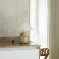 Pella table | sandstone