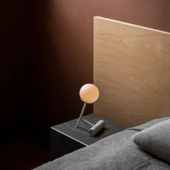 Phare portable table lamp | burned red