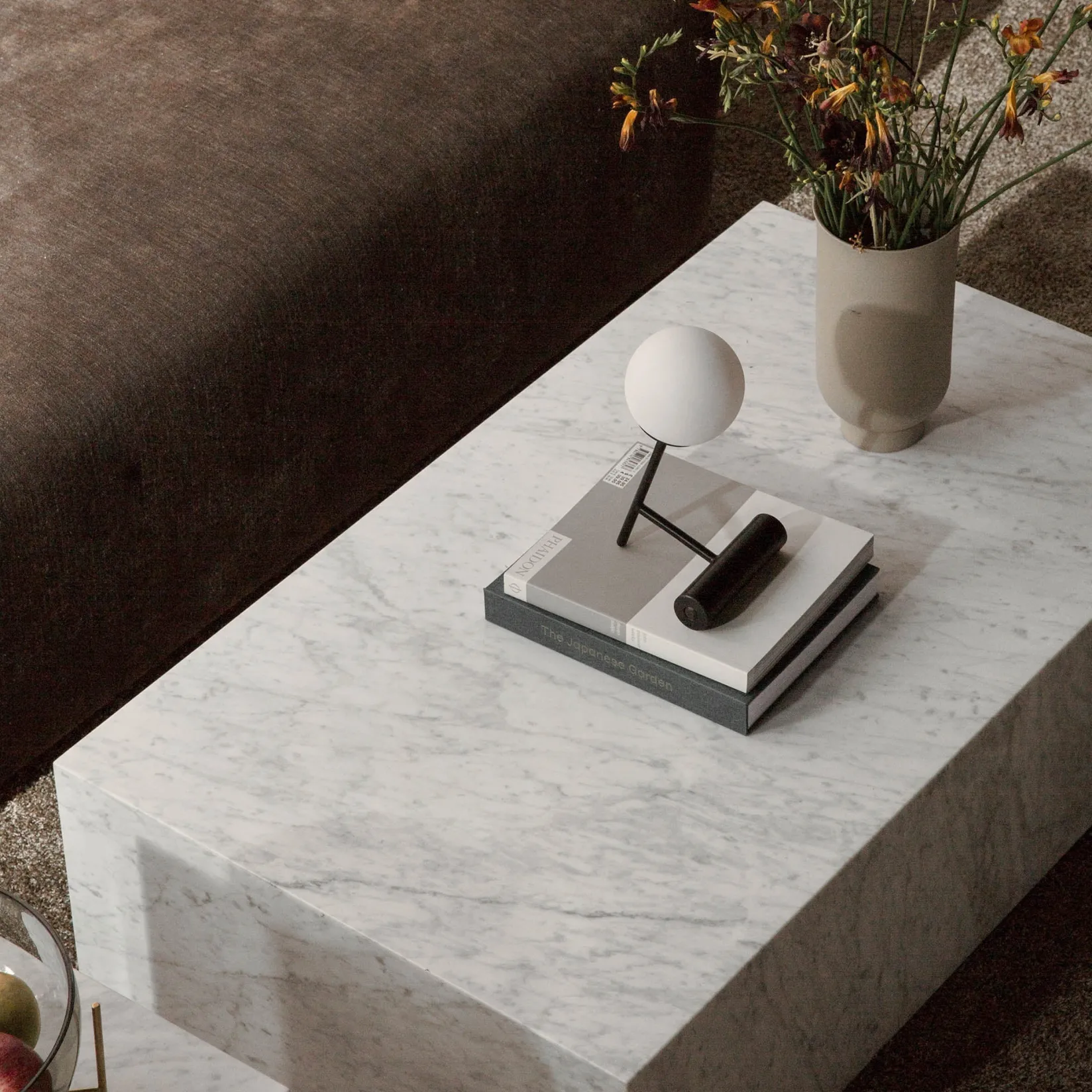 Phare portable table lamp | burned red