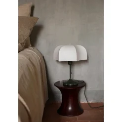 Poem table lamp | white/grass green