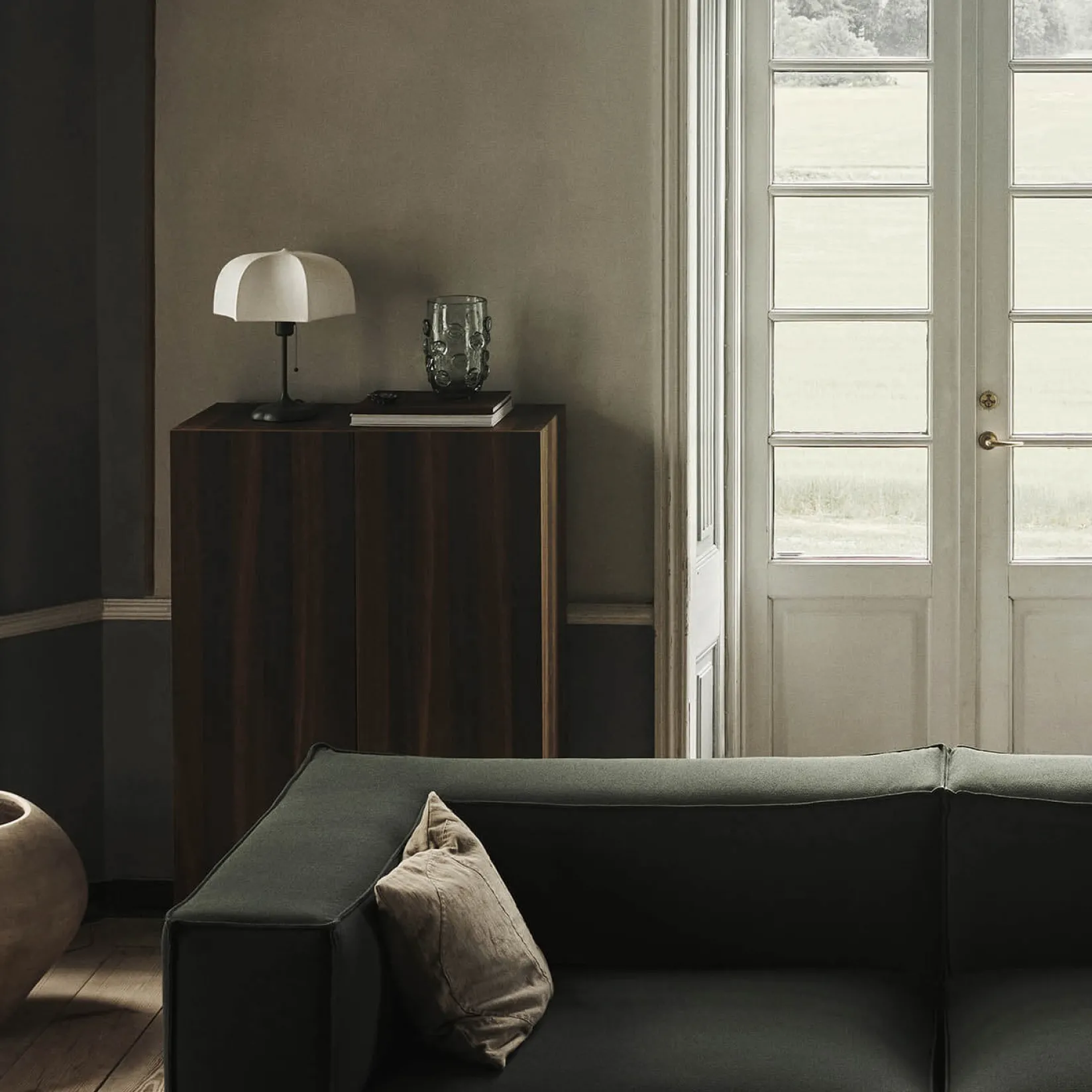 Poem table lamp | white/grass green
