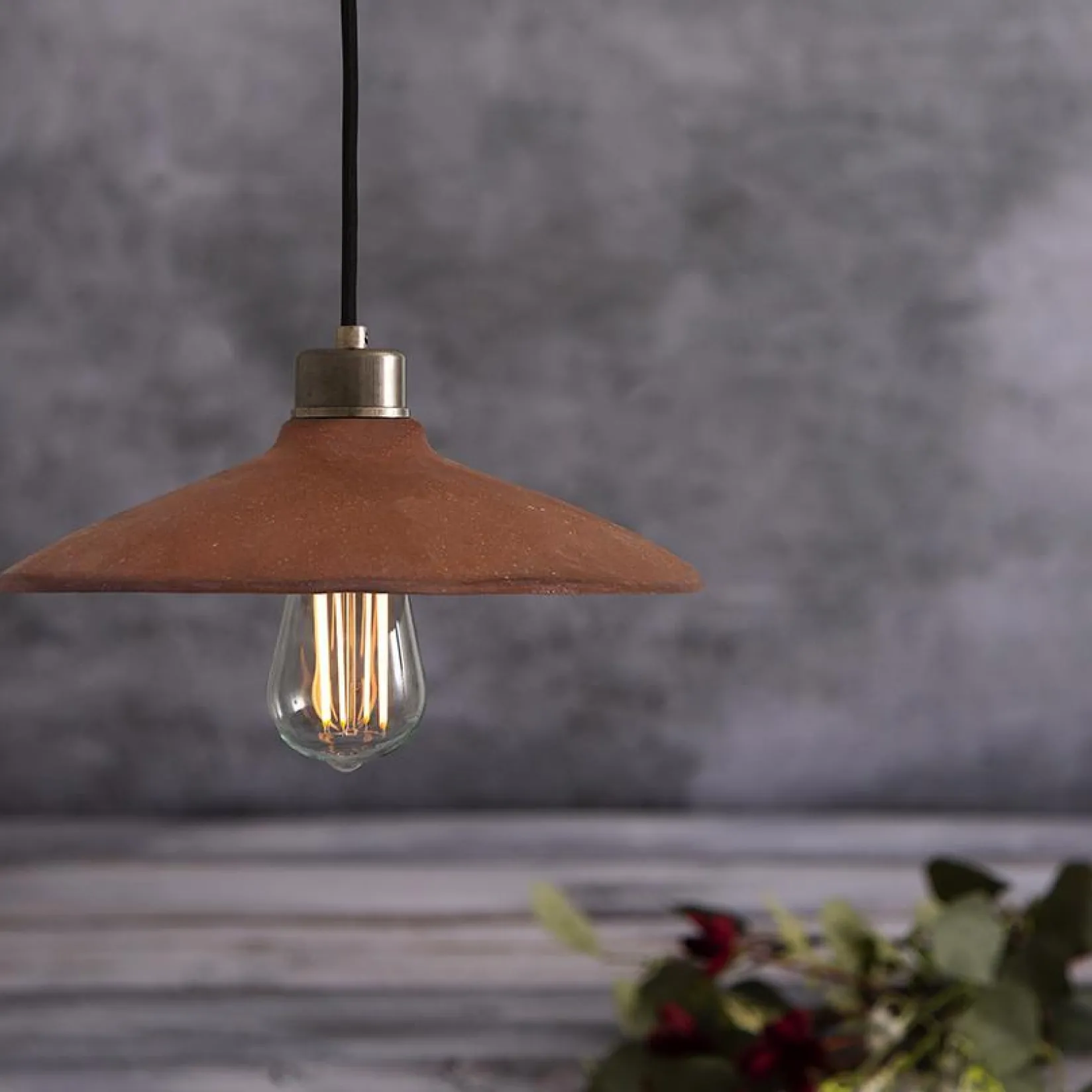 Pyrus 28 ceramic | red iron