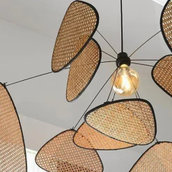Screen 110 | rattan black