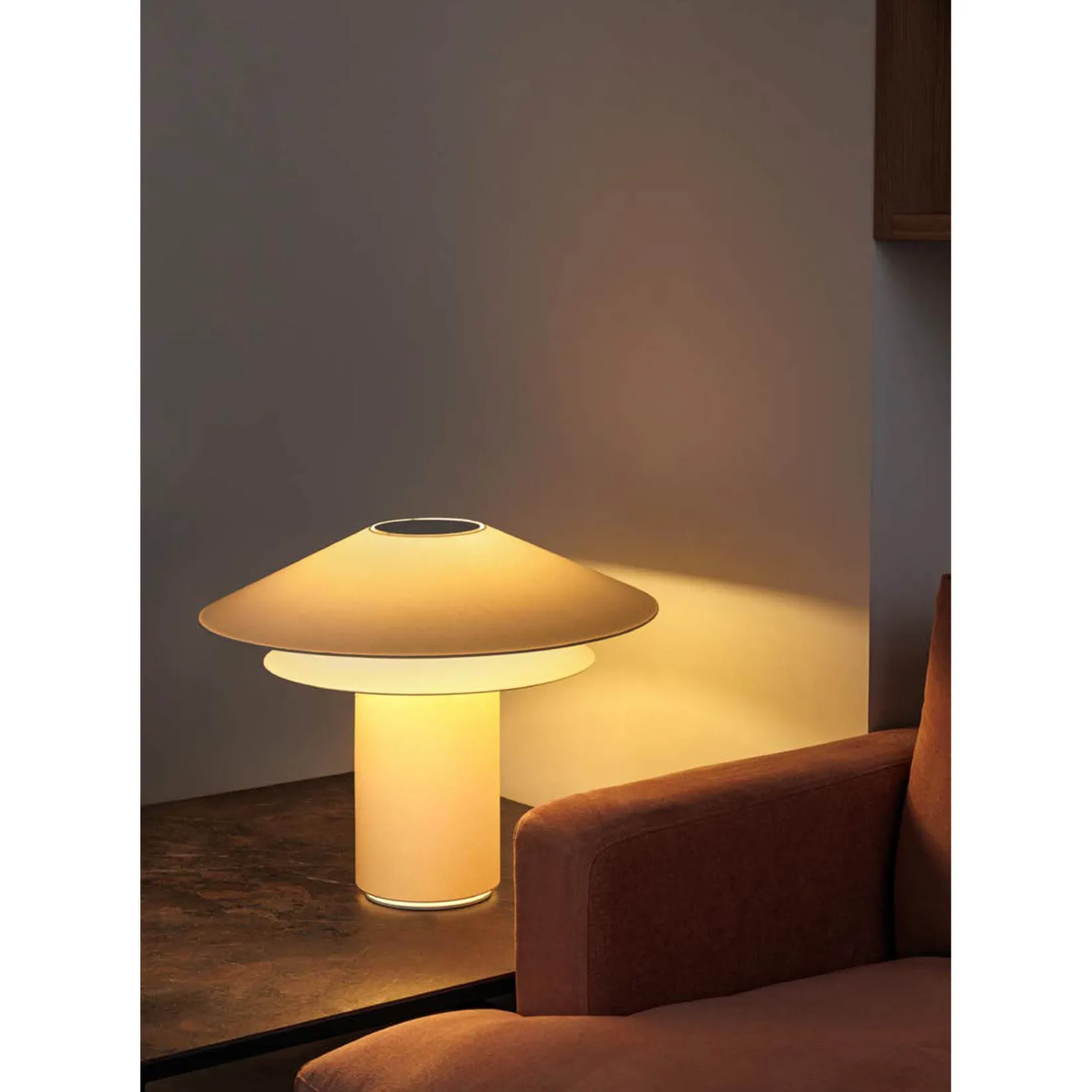 Shan table | beige