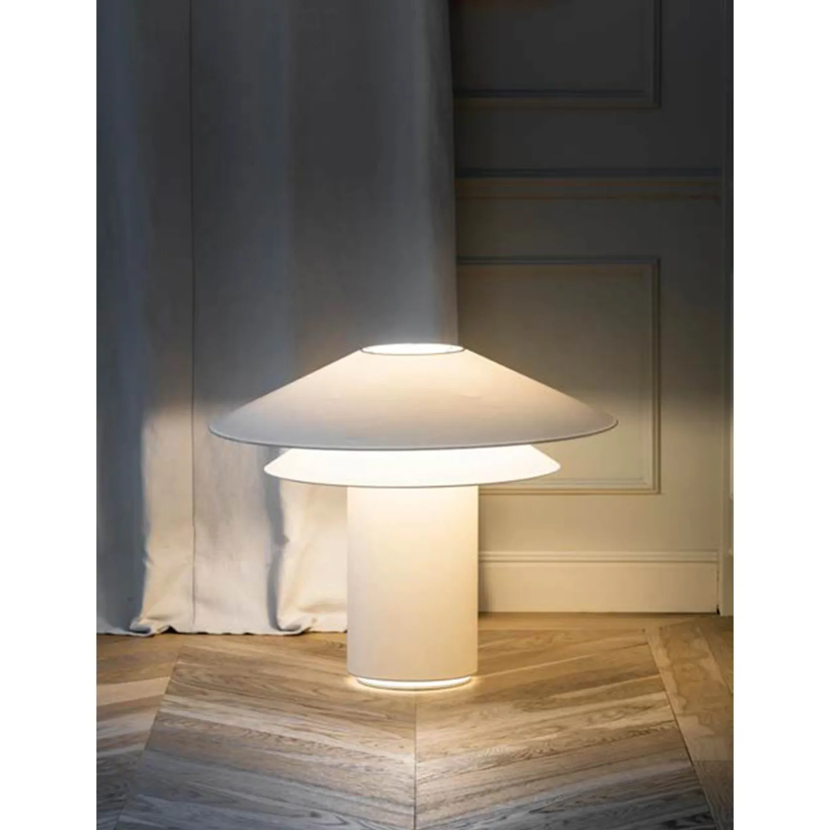 Shan table | beige