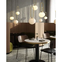 Shapes 27 | opal white brass