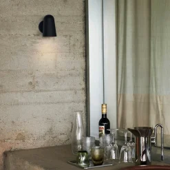 Solid wall SC105 | bronzed brass