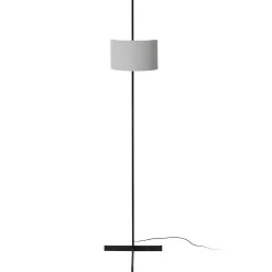 Stand Up floor | black and linen