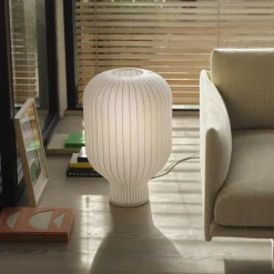 Strand table ⌀29-40 | cocoon white