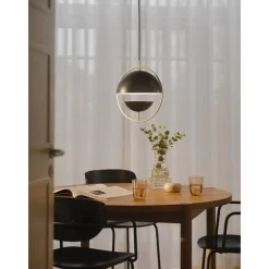 Tavia pendant | black