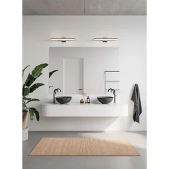 Tinia | white