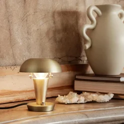 Tiny lamp | brass