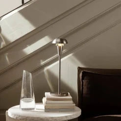 Tiny table lamp | brass