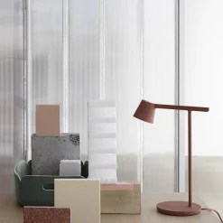 Tip table lamp | grey
