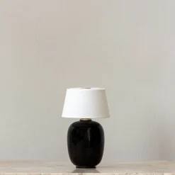 Torso portable table lamp | ruby