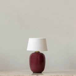 Torso portable table lamp | sand
