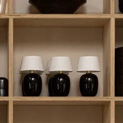 Torso portable table lamp | sand