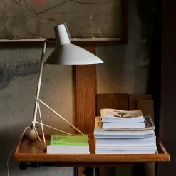 Tripod table HM9 | matt black